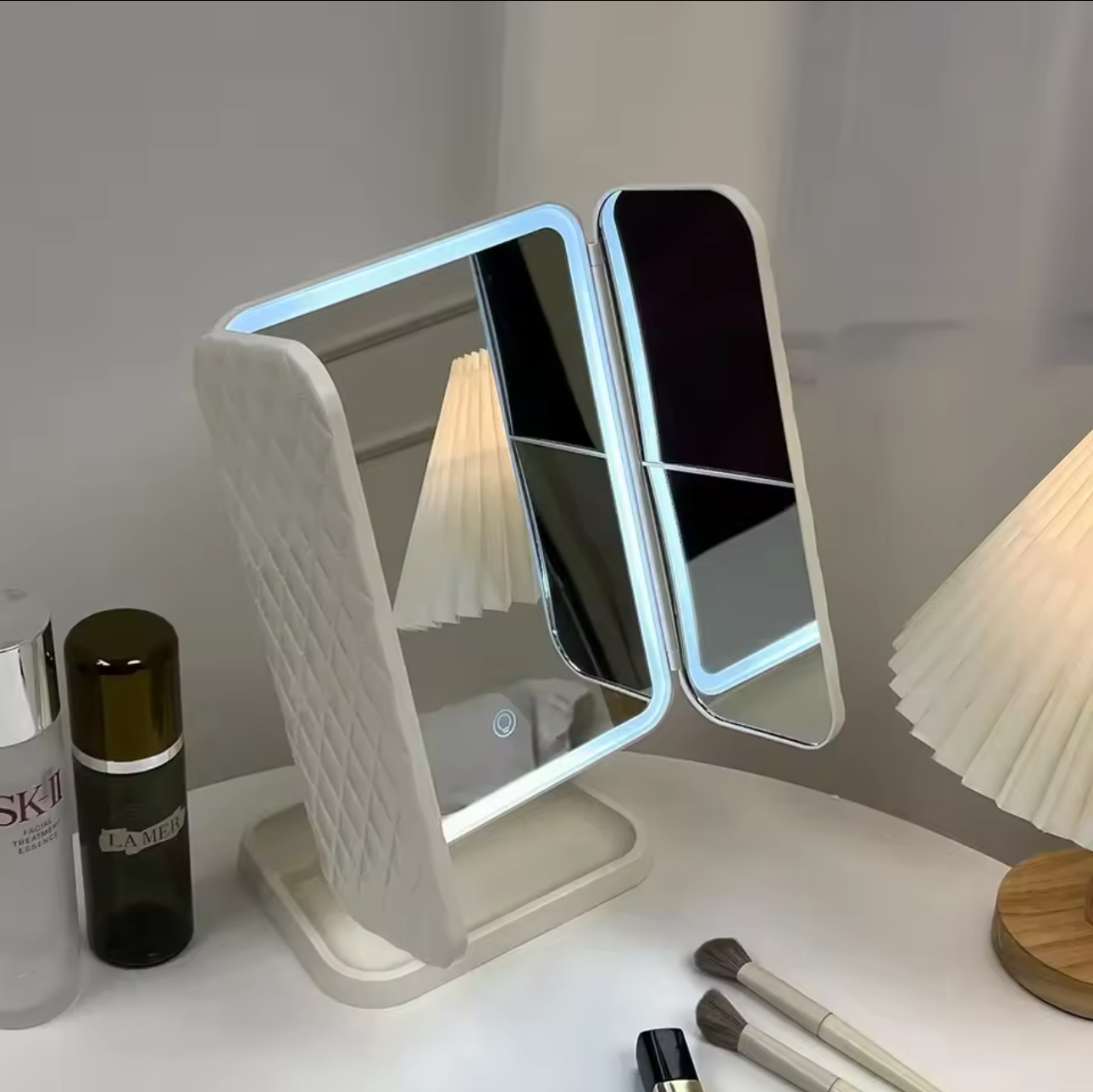 trifold led makeup mirror – touch control, adjustable lighting & portable design